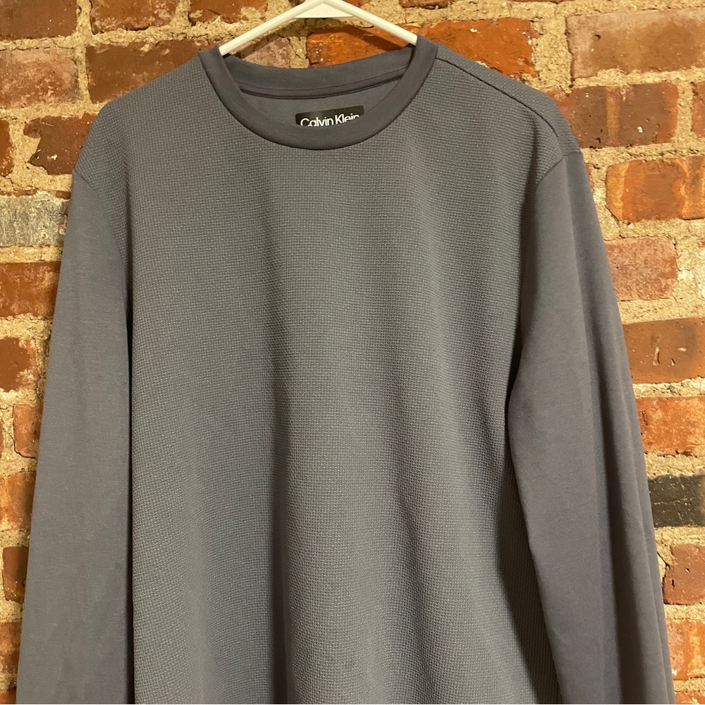 Calvin Klein | blue gray waffle long sleeve size large